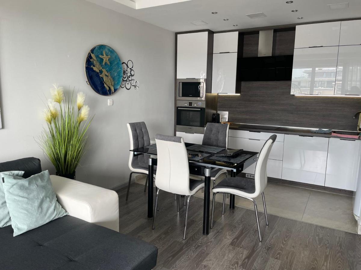 Silver Gray Appartment Balatonlelle Eksteriør bilde