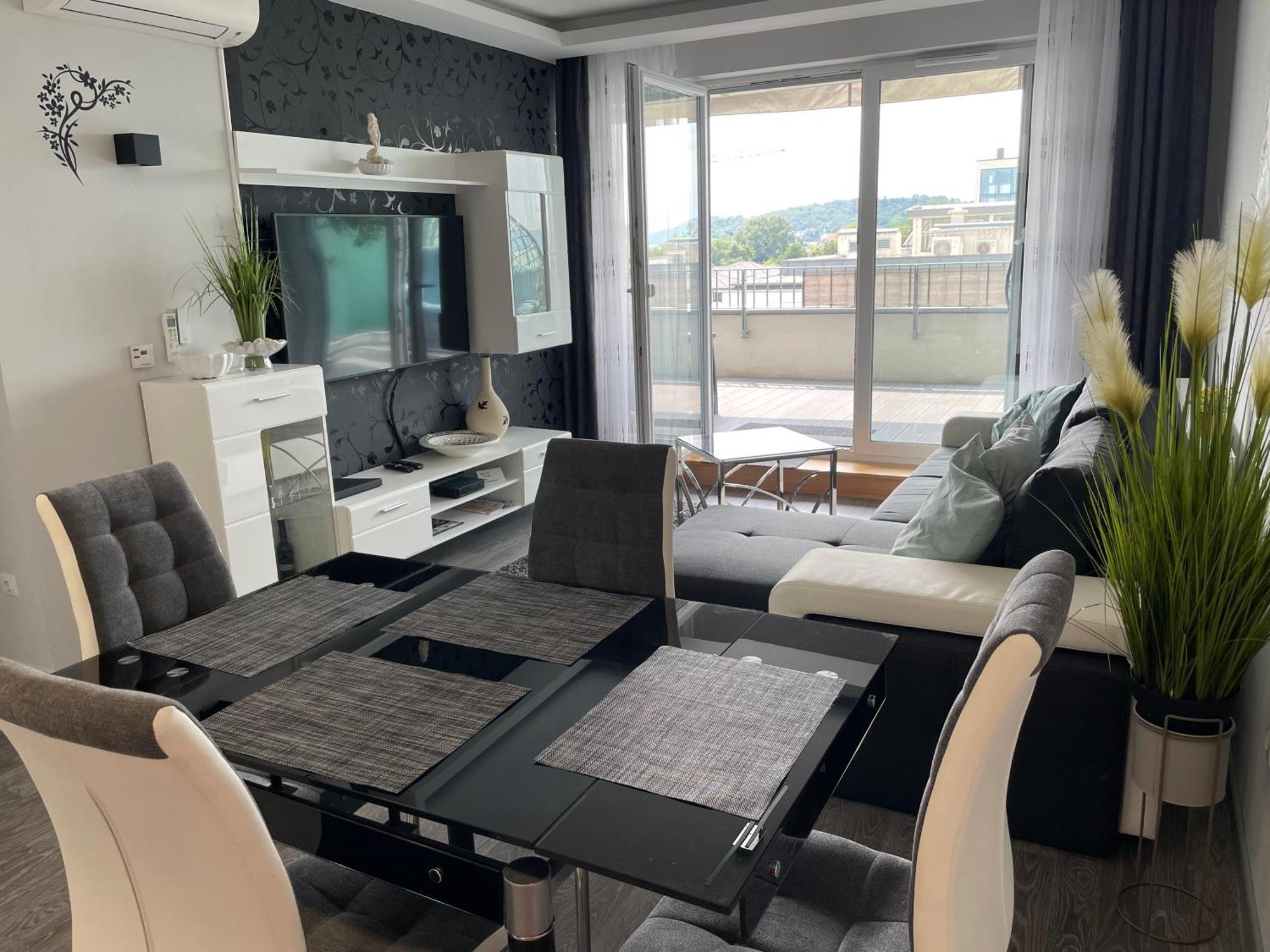 Silver Gray Appartment Balatonlelle Eksteriør bilde